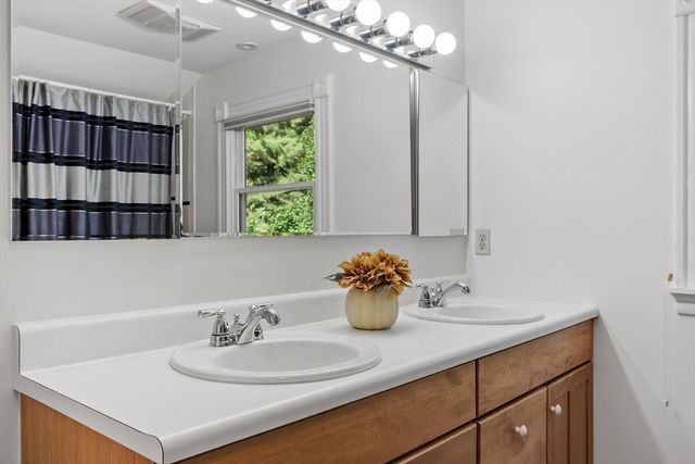 132 Cottage Street, Concord, MA 01742