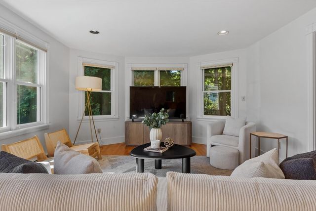 132 Cottage Street, Concord, MA 01742
