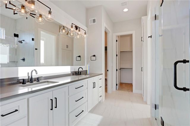 25177 W 109th Street, Olathe, KS 66061