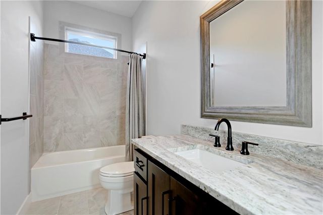 25177 W 109th Street, Olathe, KS 66061