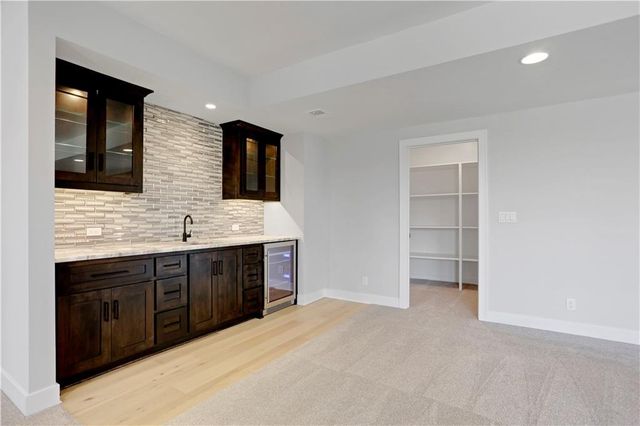 25177 W 109th Street, Olathe, KS 66061