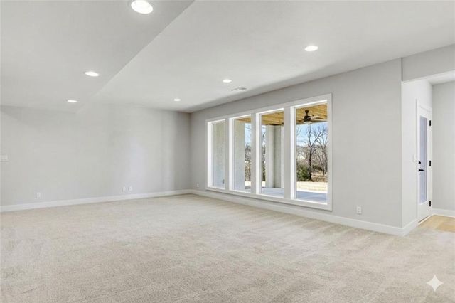 25177 W 109th Street, Olathe, KS 66061