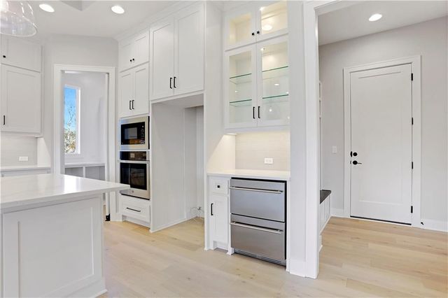 25177 W 109th Street, Olathe, KS 66061