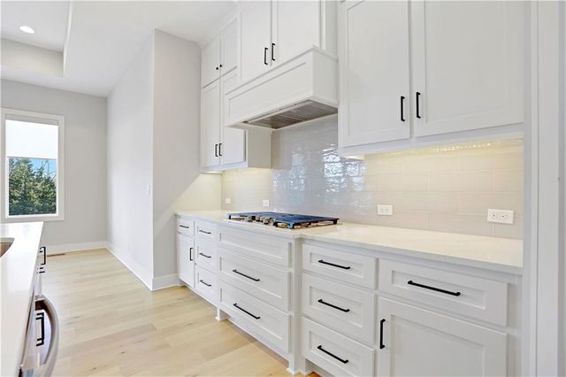 25177 W 109th Street, Olathe, KS 66061