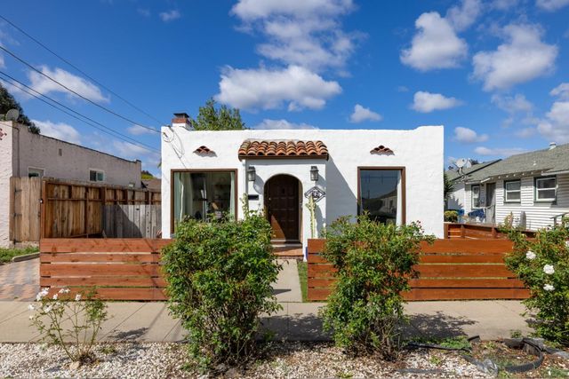 62 Buena Vista Street, Salinas, CA 93901