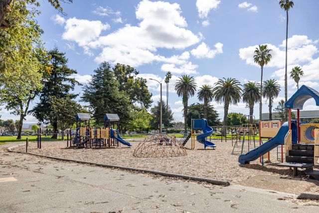 62 Buena Vista Street, Salinas, CA 93901
