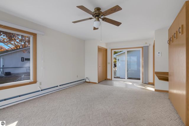 6522 Bixler Road, Beulah, MI 49617