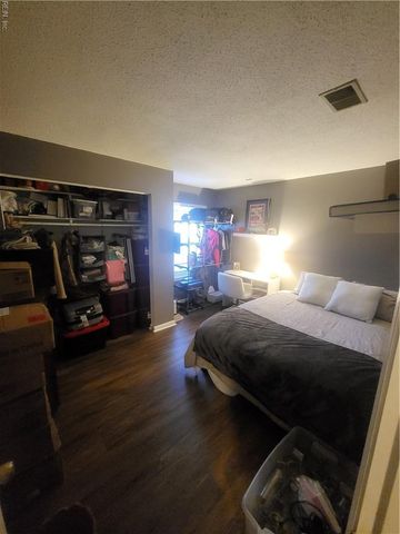 4324 Beasley CT, Virginia Beach, VA 23462