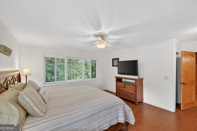 6321 Lakeview Drive, Buford, GA 30518