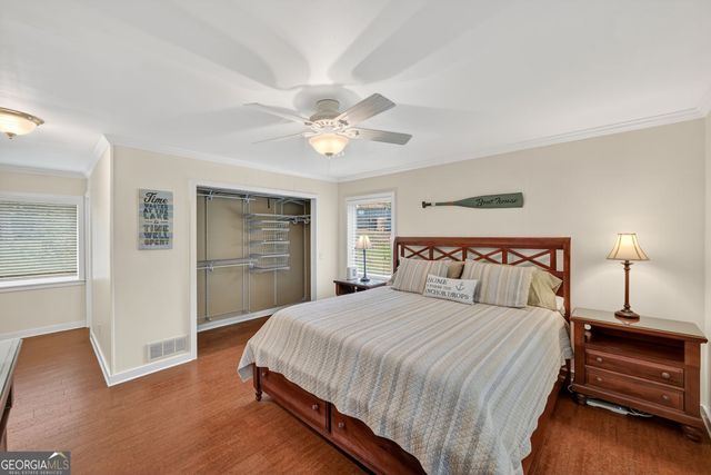6321 Lakeview Drive, Buford, GA 30518