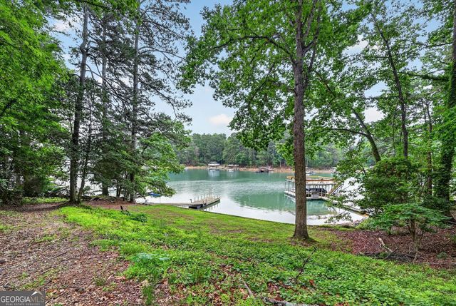 6321 Lakeview Drive, Buford, GA 30518
