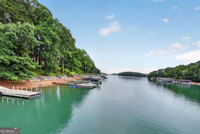 6321 Lakeview Drive, Buford, GA 30518