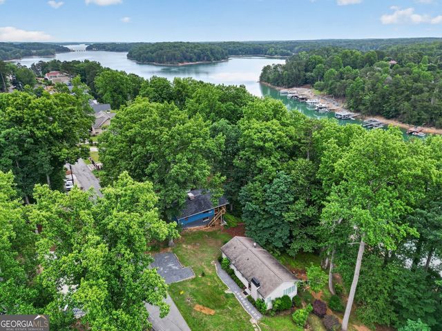 6321 Lakeview Drive, Buford, GA 30518