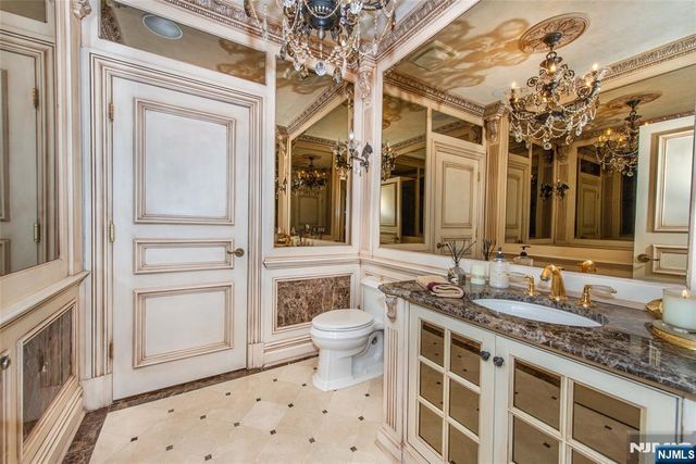 6 Adams Road, Saddle River, NJ 07458