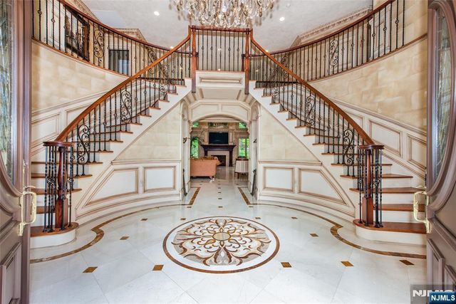 6 Adams Road, Saddle River, NJ 07458