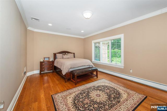 6 Adams Road, Saddle River, NJ 07458