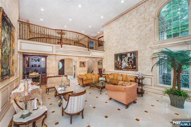 6 Adams Road, Saddle River, NJ 07458