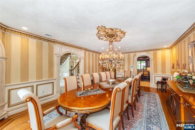 6 Adams Road, Saddle River, NJ 07458
