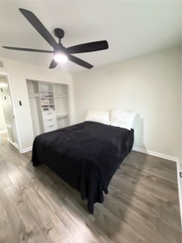14911 Wunderlich Drive 1012, Houston, TX 77069