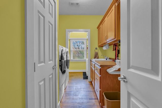 147 Sunrise Ridge Dr, Sparta, TN 38583