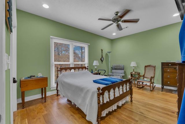 147 Sunrise Ridge Dr, Sparta, TN 38583