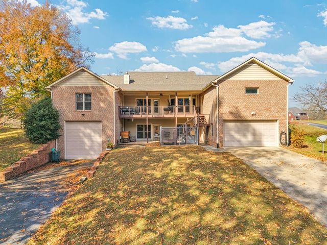 147 Sunrise Ridge Dr, Sparta, TN 38583