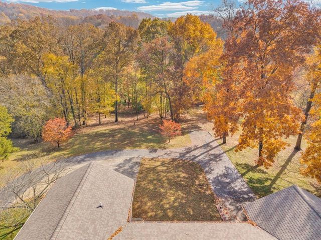 147 Sunrise Ridge Dr, Sparta, TN 38583