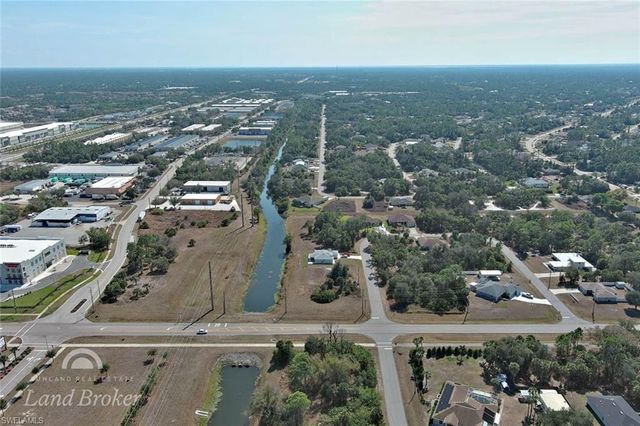 Maddock CIR, North Port, FL 34286