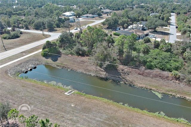 Maddock CIR, North Port, FL 34286