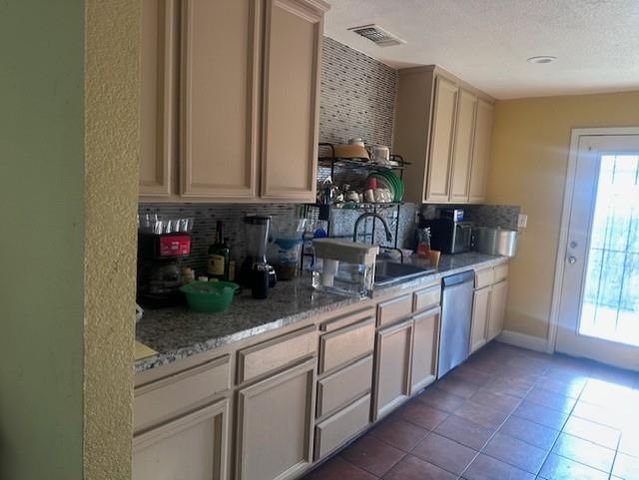 1086 Arbor Dr, Yuba City, CA 95991