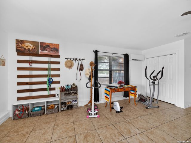 213 Bluebonnet Ridge, La Vernia, TX 78121