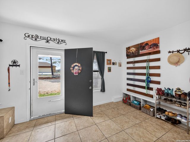 213 Bluebonnet Ridge, La Vernia, TX 78121