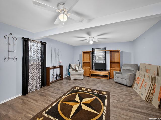 213 Bluebonnet Ridge, La Vernia, TX 78121