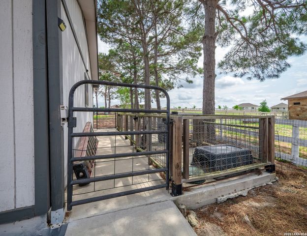 213 Bluebonnet Ridge, La Vernia, TX 78121