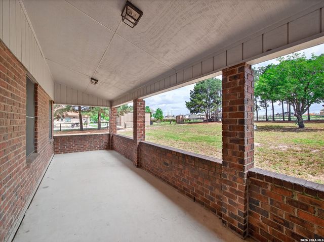 213 Bluebonnet Ridge, La Vernia, TX 78121