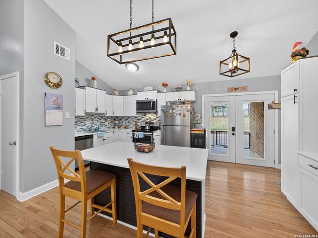 213 Bluebonnet Ridge, La Vernia, TX 78121