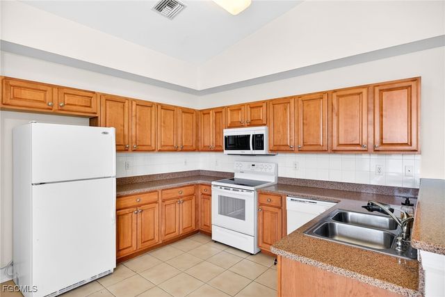 11865 Bayport LN 1201, Fort Myers, FL 33908