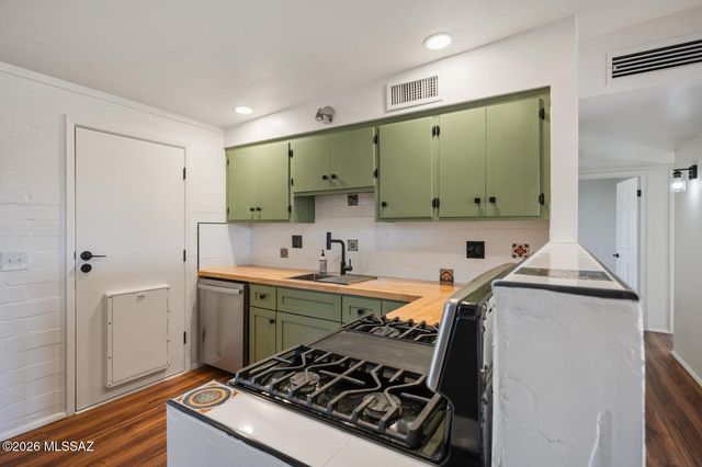 4541 E 31st Street, Tucson, AZ 85711