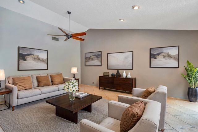 1462 NW 97th Ter, Coral Springs, FL 33071