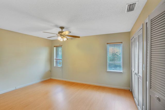 1462 NW 97th Ter, Coral Springs, FL 33071