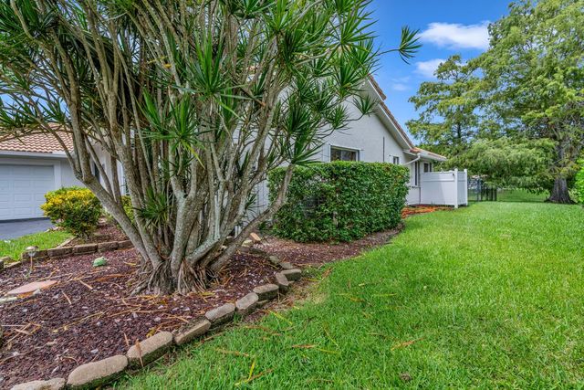 1462 NW 97th Ter, Coral Springs, FL 33071
