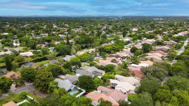 1462 NW 97th Ter, Coral Springs, FL 33071