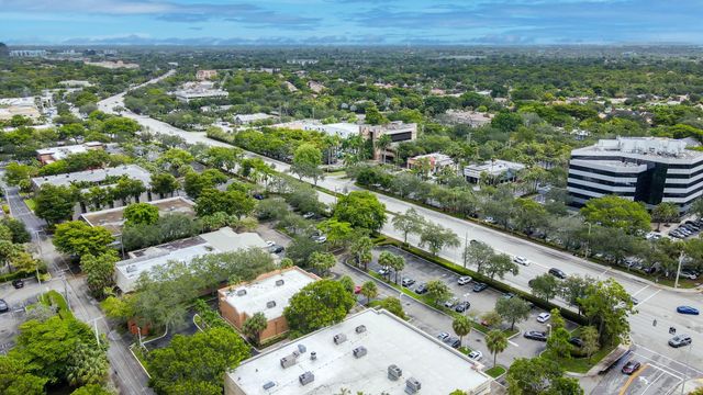 1462 NW 97th Ter, Coral Springs, FL 33071