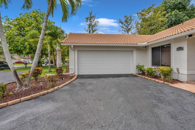 1462 NW 97th Ter, Coral Springs, FL 33071