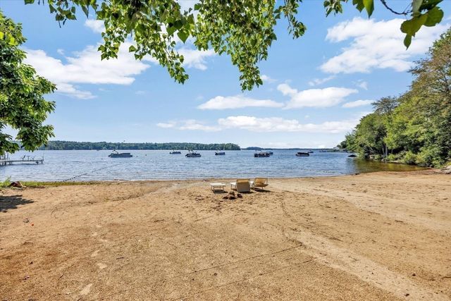 15 Beechwood Ave, Lakeville, MA 02347