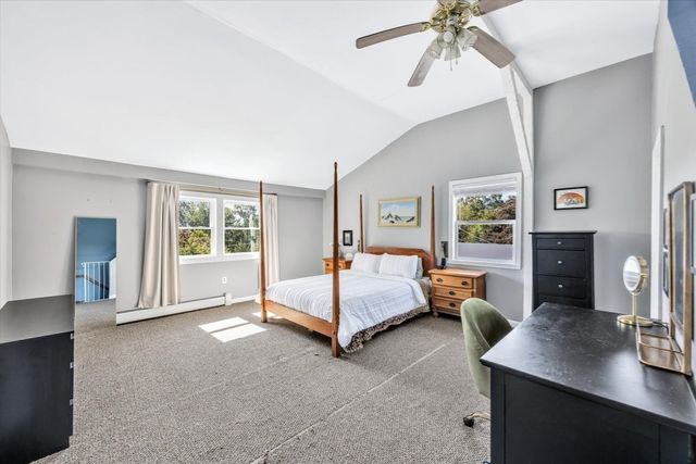 15 Beechwood Ave, Lakeville, MA 02347