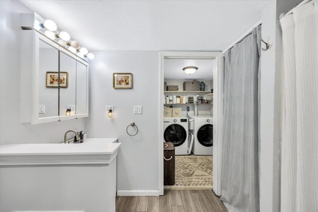 15 Beechwood Ave, Lakeville, MA 02347