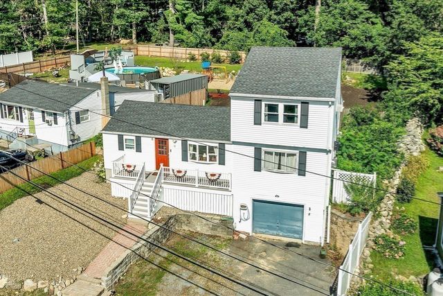 15 Beechwood Ave, Lakeville, MA 02347