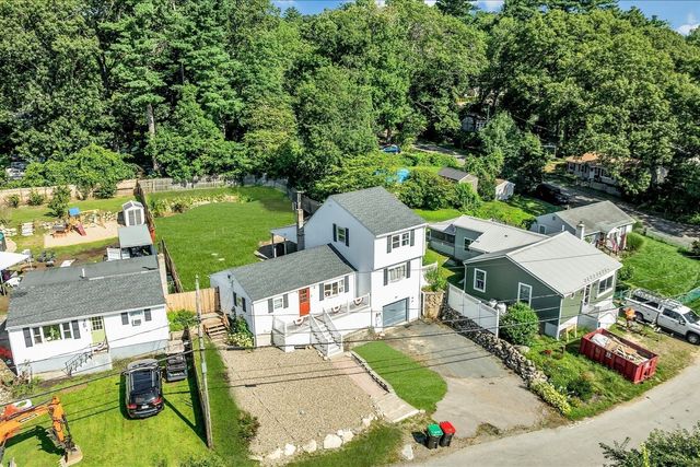 15 Beechwood Ave, Lakeville, MA 02347