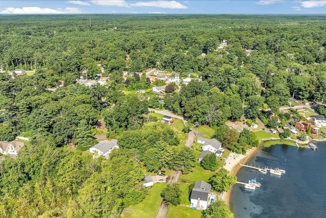 15 Beechwood Ave, Lakeville, MA 02347